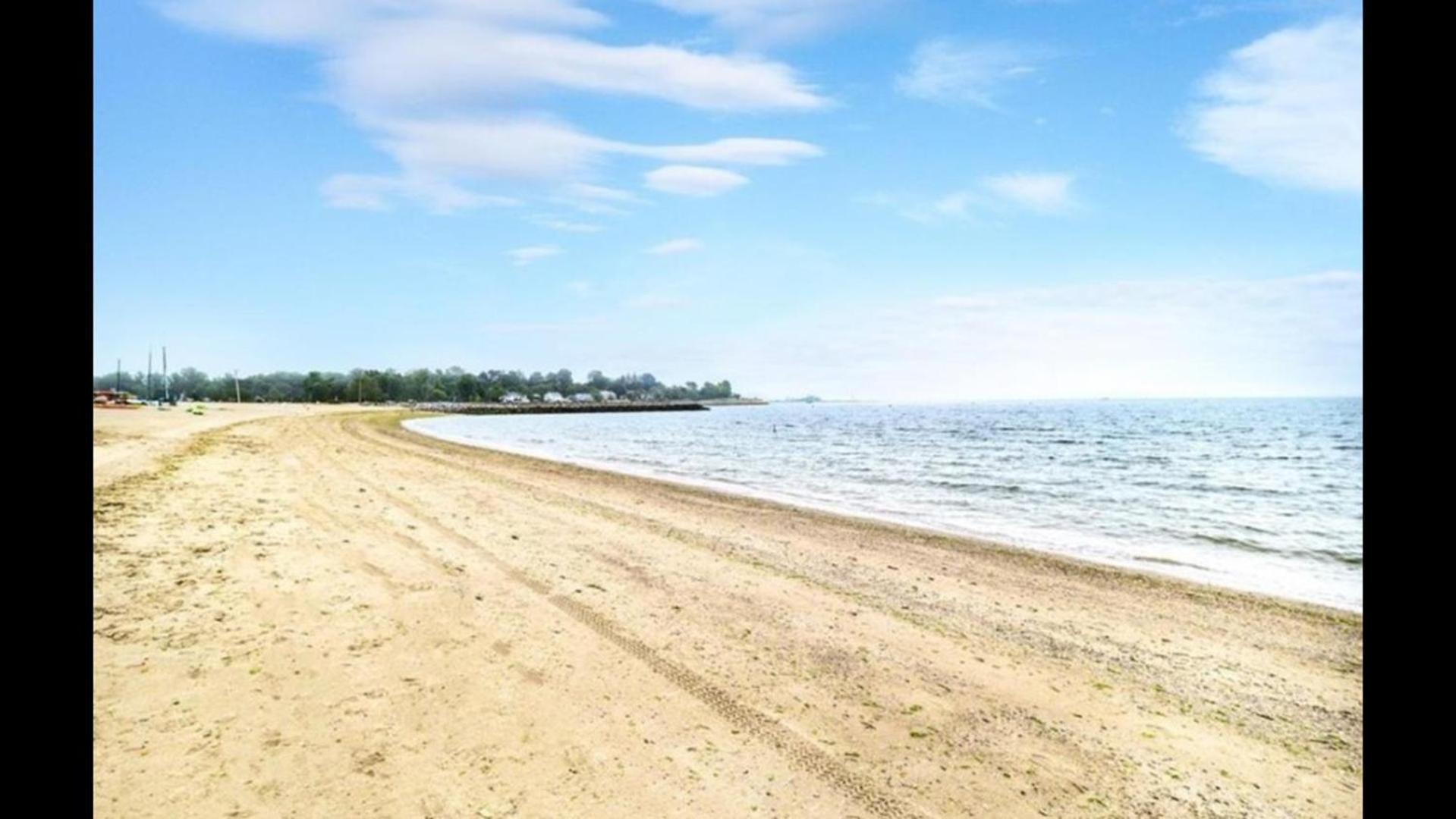 Black Rock Home - 4 Bed - Jacuzzi Bath - Beach Bridgeport Extérieur photo