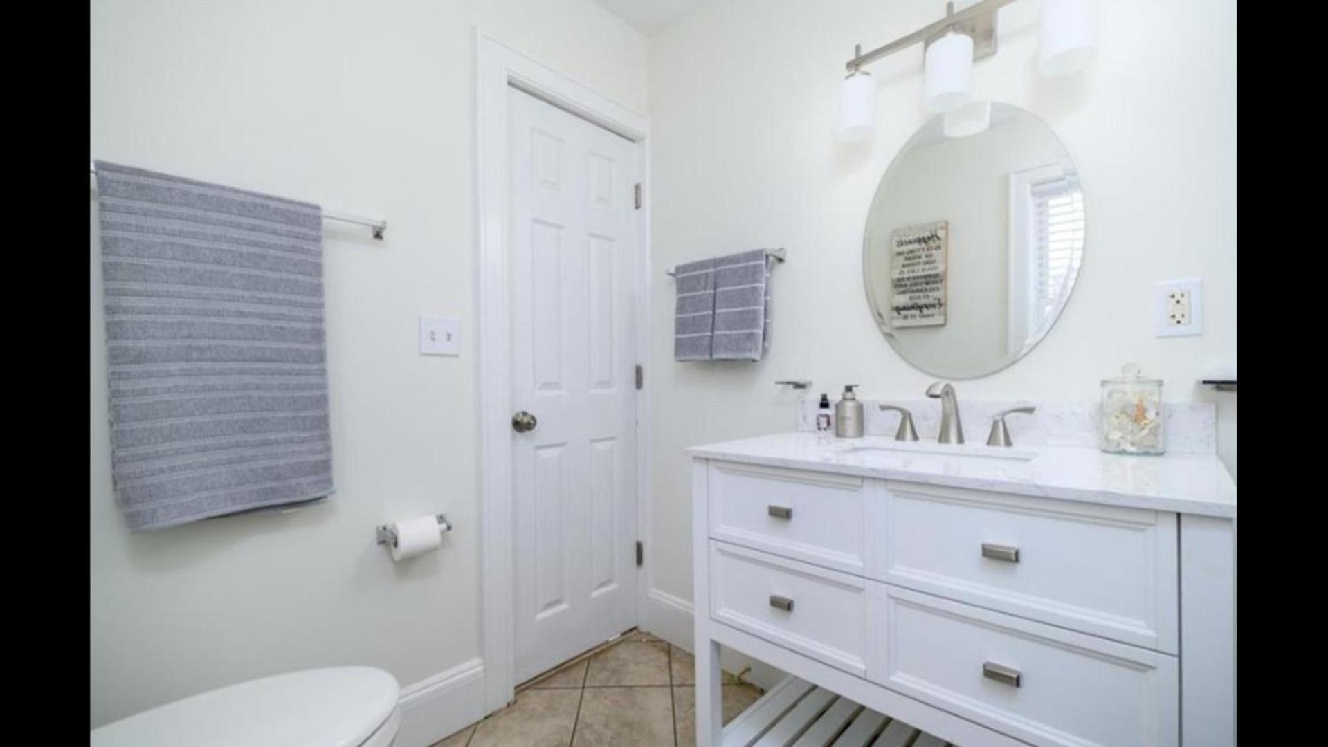 Black Rock Home - 4 Bed - Jacuzzi Bath - Beach Bridgeport Extérieur photo